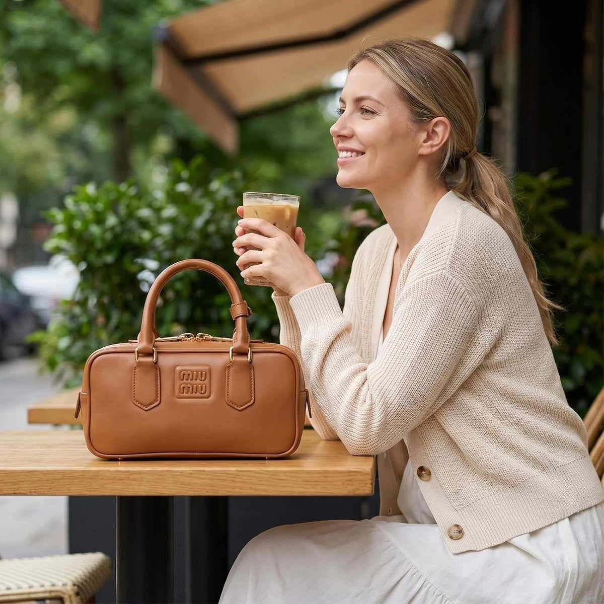 margot-mini-top-handle-purse photo 4