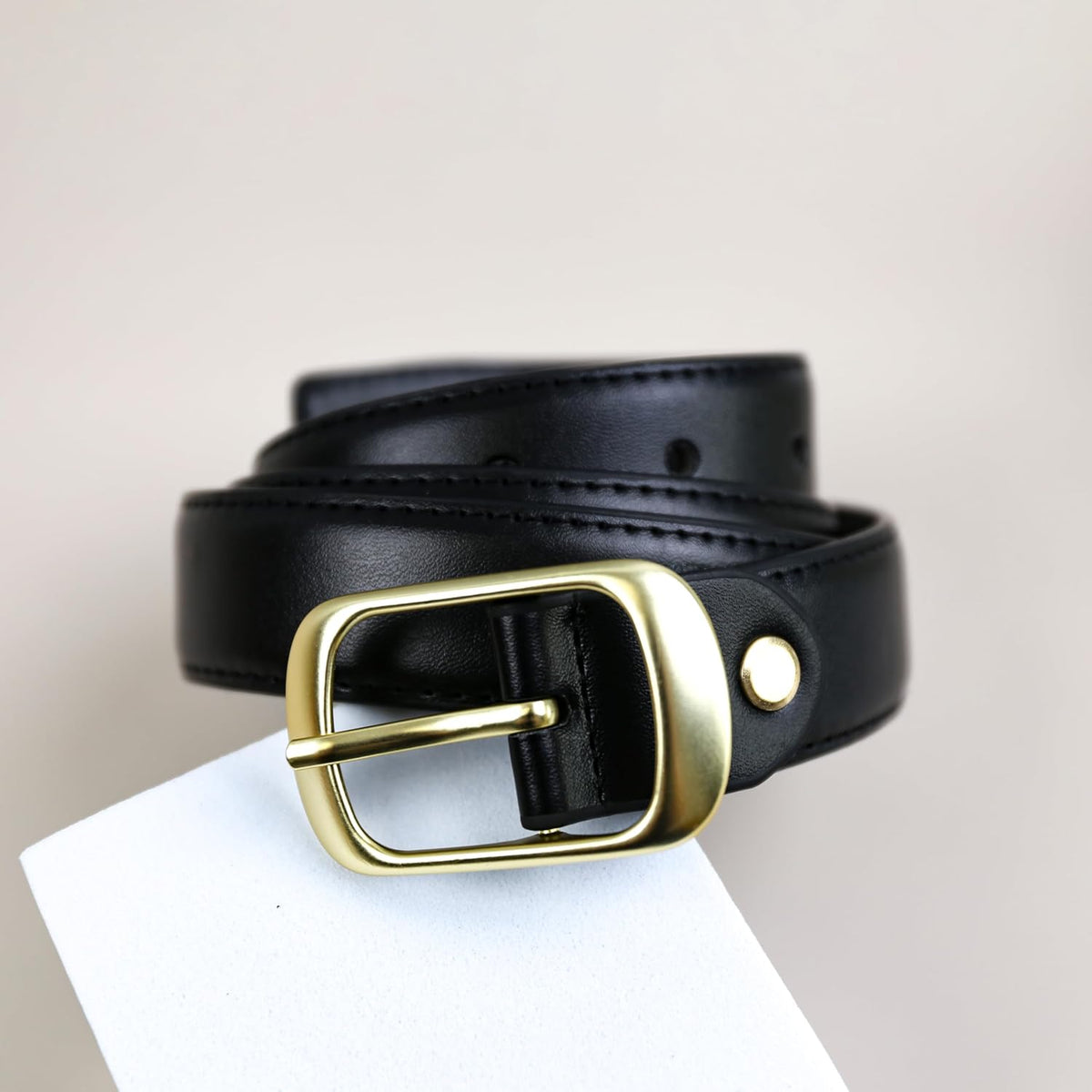 quinn-square-buckle-skinny-belt