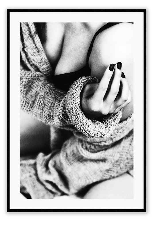 Photo black and white print of woman lady sexy in lingerie bedroom portrait and cardigan 