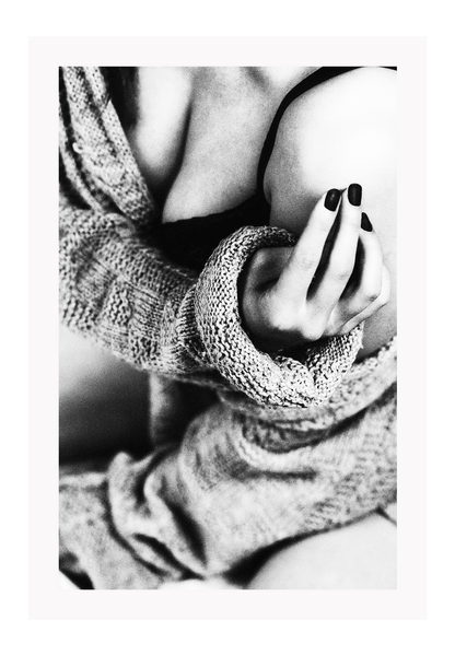 Photo black and white print of woman lady sexy in lingerie bedroom portrait and cardigan 
