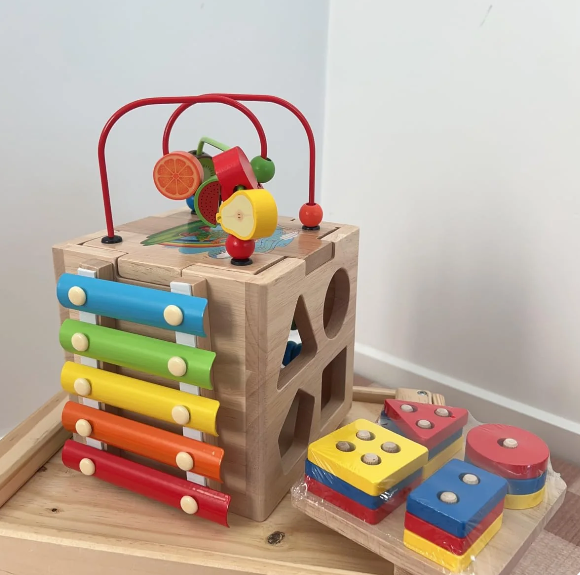 HELLOWOOD Wooden Kids Baby Activity Cube, 8-in-1 Toys Set for 12M+ Boys & Girls, Multifunctional Activity Cube, Montessori Learning Toys for Toddlers Age 1-3